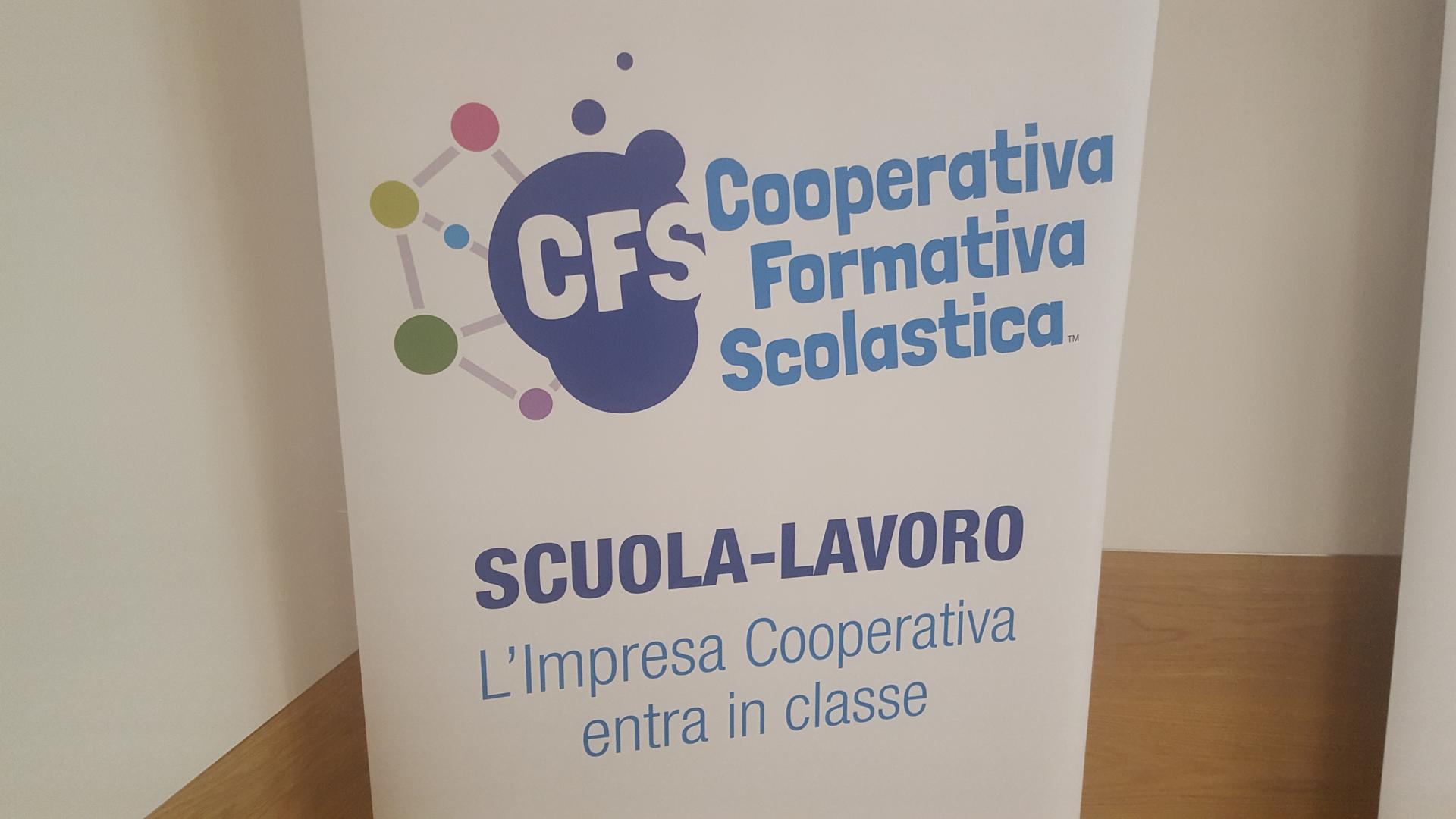 E’ l’obiettivo della realtà creata da studenti e insegnanti della classe terza (indirizzo scienze applicate) dell’Istituto Guetti del centro giudicariese. Il tutto in collaborazione con lo staff dell’ufficio di educazione e cultura cooperativa della Federazione Trentina della Cooperazione.