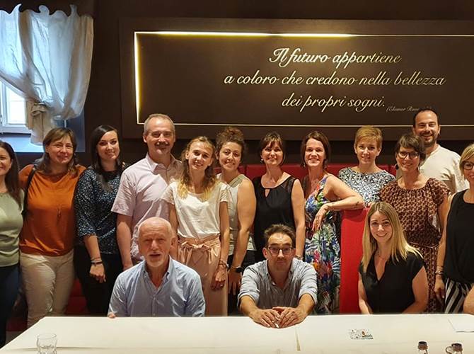 Il personale e il cda della cooperativa Amalia Guardini