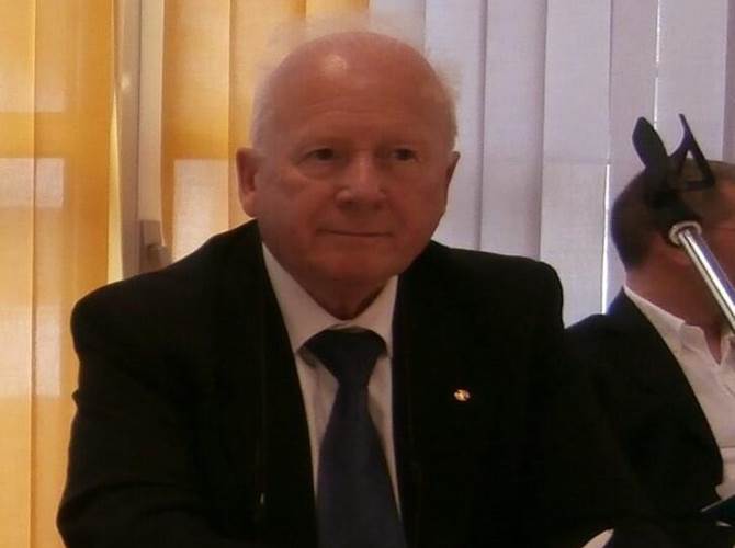 Famiglia Cooperativa Roverè della Luna:  i soci hanno eletto Arrigo Dalpiaz presidente L’assemblea dei soci di stamani ha eletto gli amministratori che guideranno per il prossimo triennio la cooperativa di consumo del centro rotaliano.