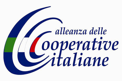 Sei grandi sigle cooperative, che rappresentano l’80% della produzione ortofrutticola comunitaria, hanno condiviso alcune riflessioni sugli obiettivi fissati dalla Commissione nella strategia Farm to fork. La riduzione del 50% entro il 2030 dei prodotti fitosanitari potrebbe compromettere redditività e biodiversità di alcune colture: indispensabile uno studio d’impatto preventivo.