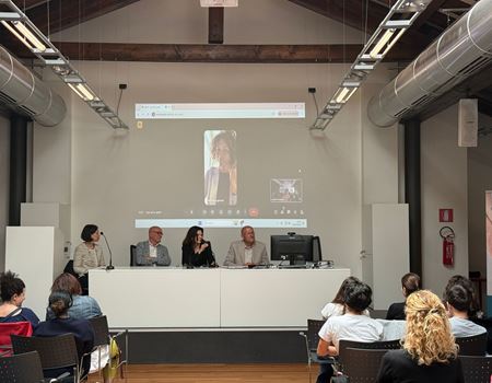 L'apertura con il saluto di Francesca Gerosa, assessora all’Istruzione, Cultura e Sport della Provincia autonoma di Trento