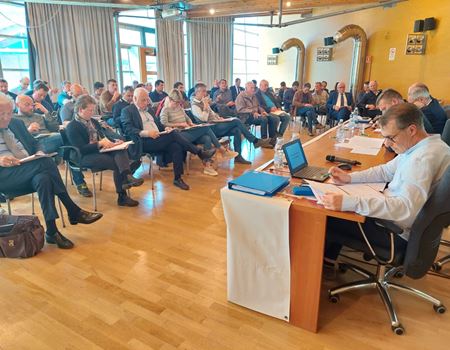 Panoramica assemblea