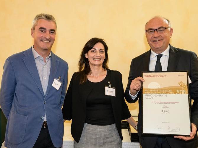 Si è tenuta ieri a Deidesheim in Germania la Premiazione del prestigioso concorso indetto ogni anno dalla storica testata enologica Weinwirtschaft, che ha riconosciuto a Cavit il primo posto della Classifica ‘Top 20 Cooperative e Cantine Sociali Italiane’.