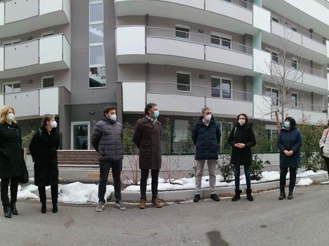 Quaranta nuovi alloggi sociali per le famiglie di Trento Il nuovo complesso immobiliare in via di Stella di Man, nel Comune di Trento, è stato realizzato dal Fondo Housing Sociale Trentino.