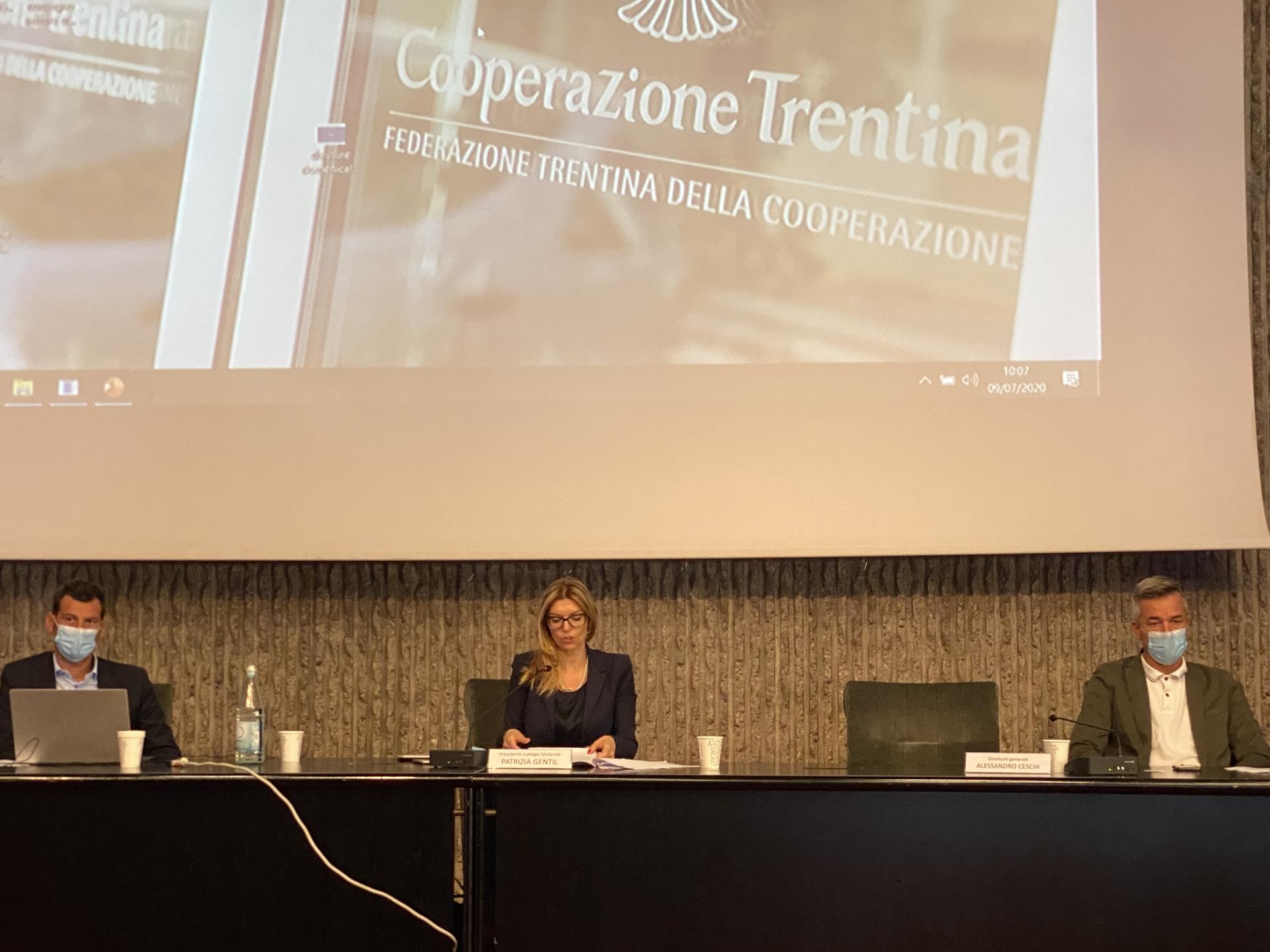 Stamani a Trento il convegno di settore delle cooperative sociali e abitazione ha indicato i candidati per il Consiglio della Federazione: sono Francesco a Beccara (cooperativa Alpi), Italo Monfredini (Spes) e Serenella Cipriani (Consolida).Con un “fatturato” di 210 milioni di euro, le 93 cooperative sociali danno lavoro a 7200 lavoratori. Nel mesi del lockdown metà degli occupati è rimasto a casa.